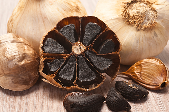 black-garlic-freshpoint-produce