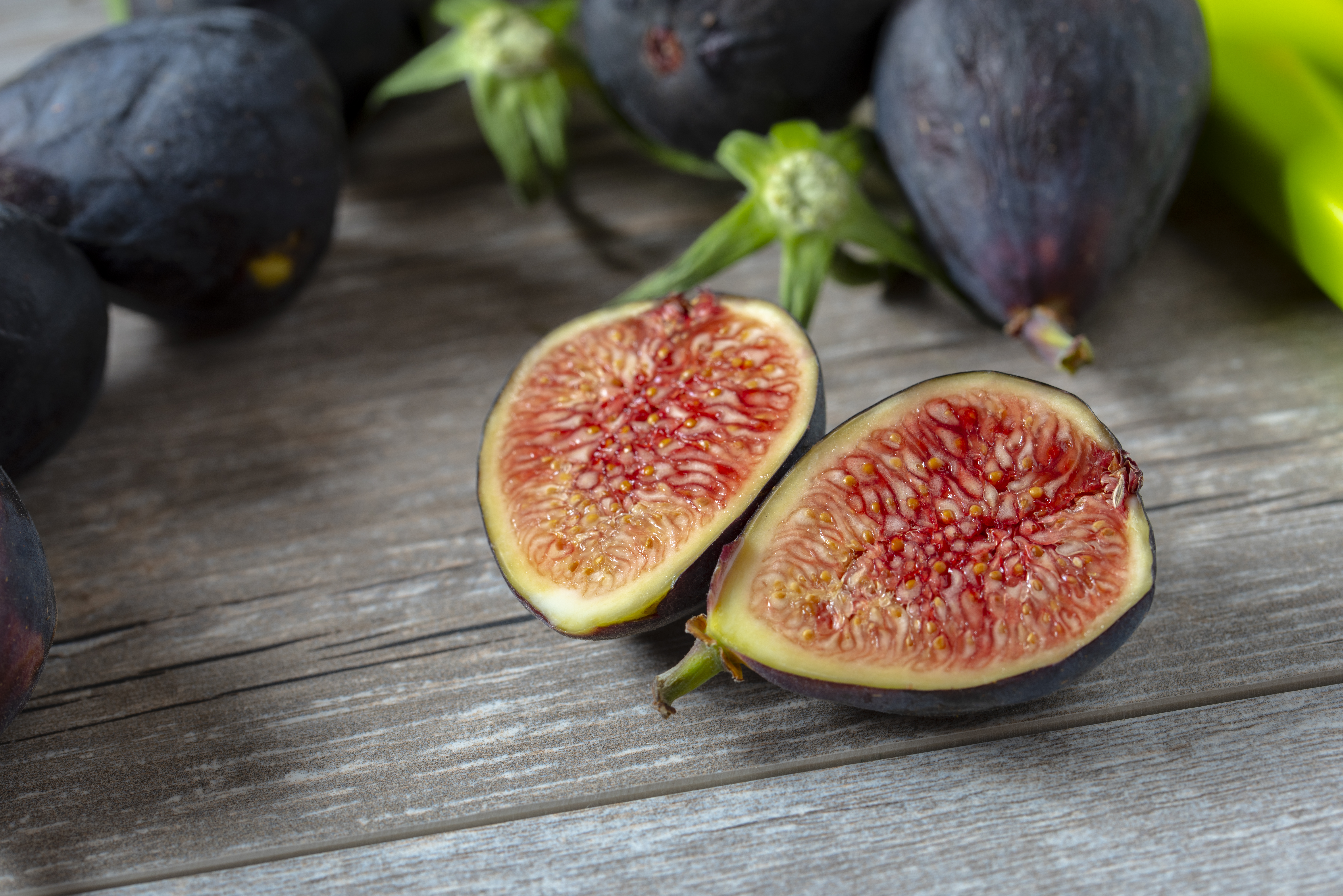 figs-freshpoint-produce 