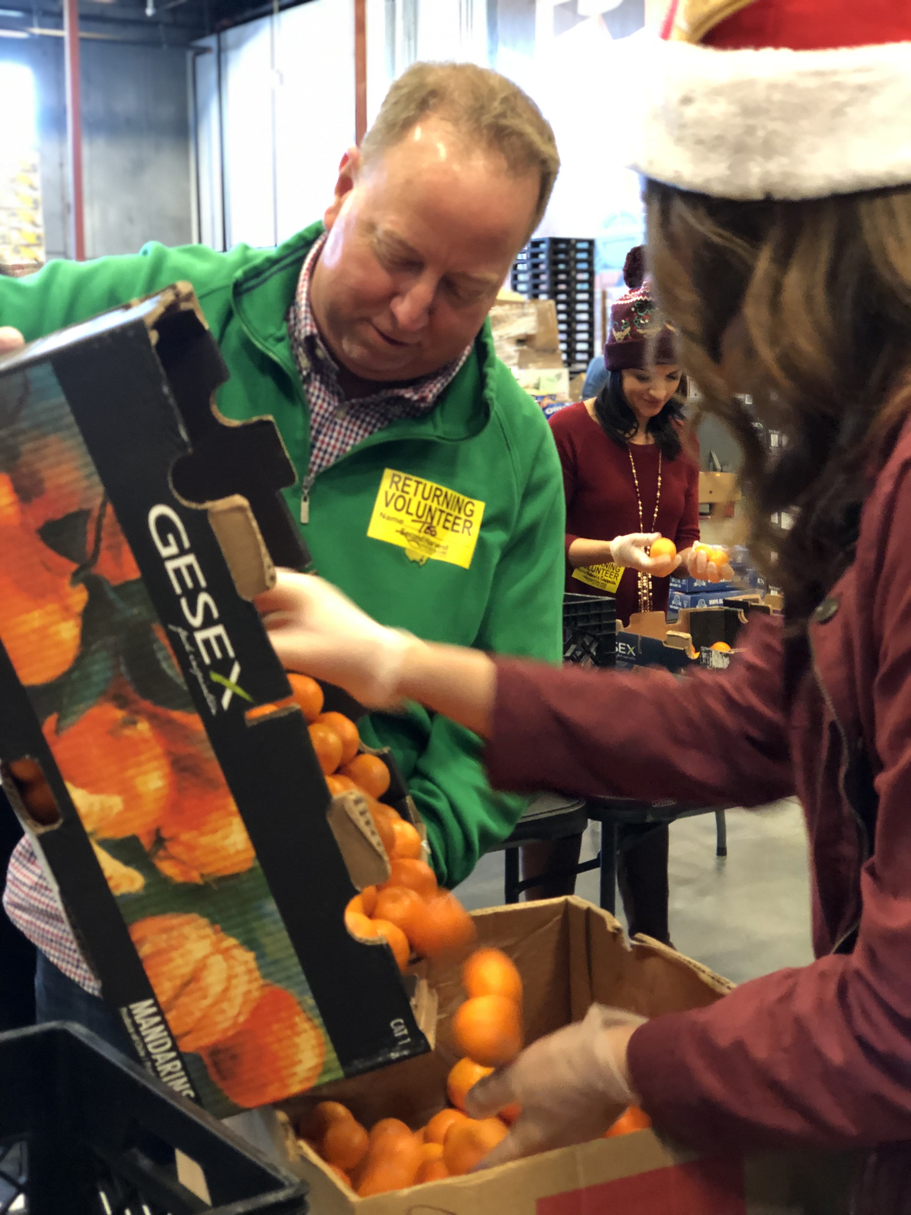 freshpoint-produce-donations-holiday-2018-6