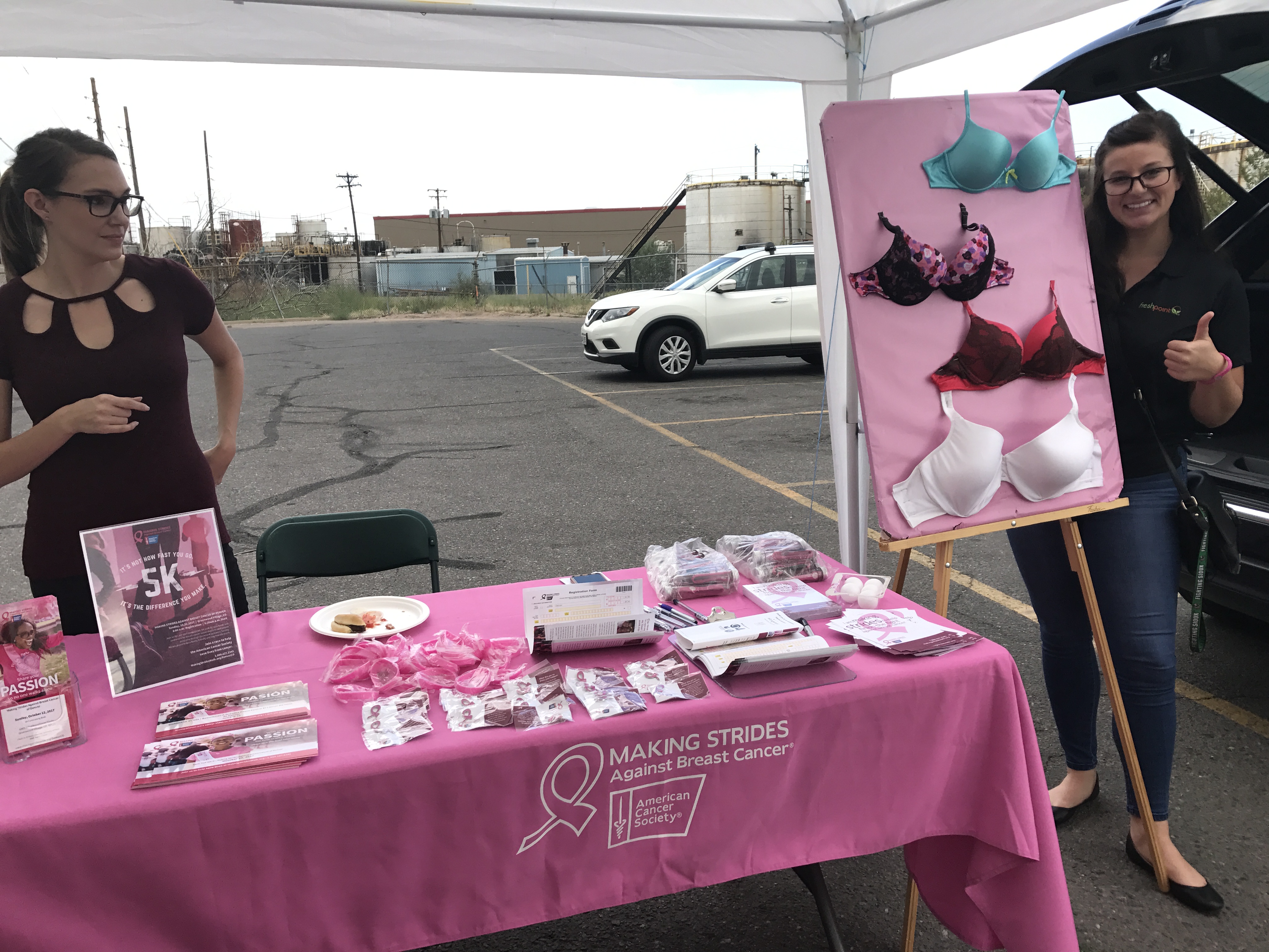 FreshPoint-Denver-Making-Strides-Against-Breast-Cancer-Cristina-Spohr-Brookelle-Bolf-Bra-Pong