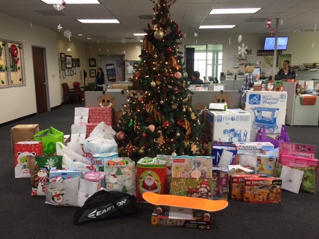 FreshPoint Southern California's Concept 7's holiday donation is looking very festive around the tree!